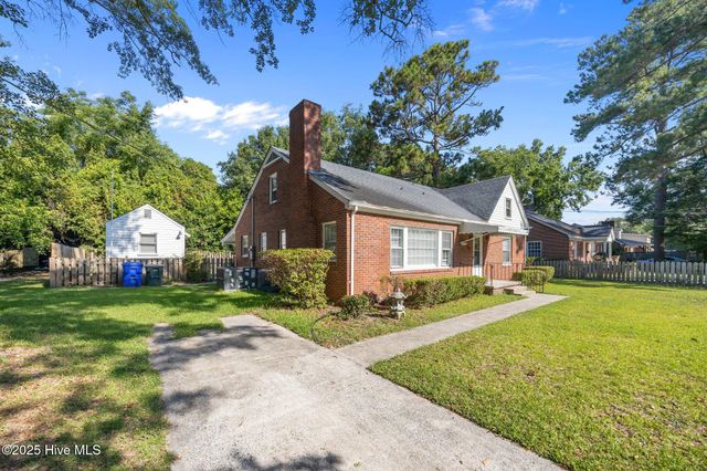 204 S Warren Street, Greenville, NC 27858