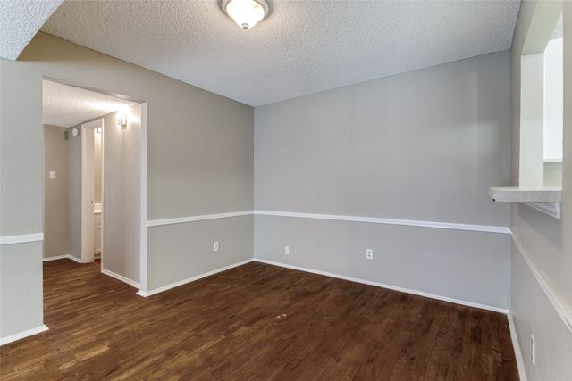 1633 San Francisco Street, Carrollton, TX 75007
