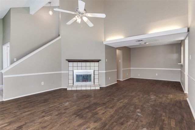 1633 San Francisco Street, Carrollton, TX 75007