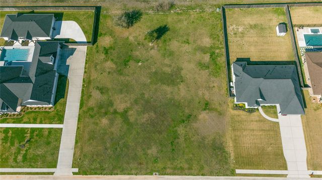 3118 W Tower Circle, Santa Fe, TX 77517