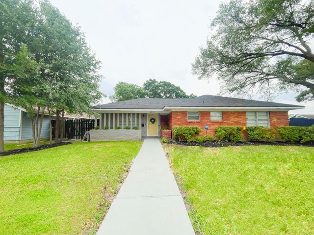 8423 Glen Valley Drive, Houston, TX 77061