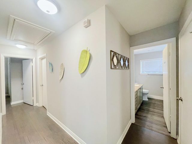 8423 Glen Valley Drive, Houston, TX 77061
