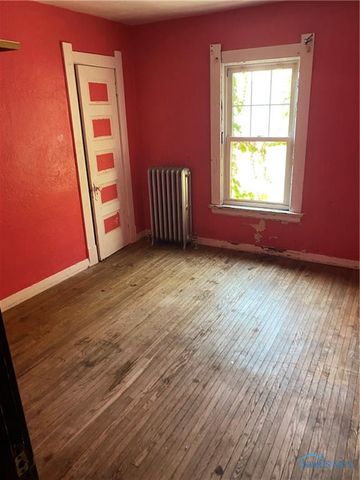 331 Dexter Street, Toledo, OH 43608