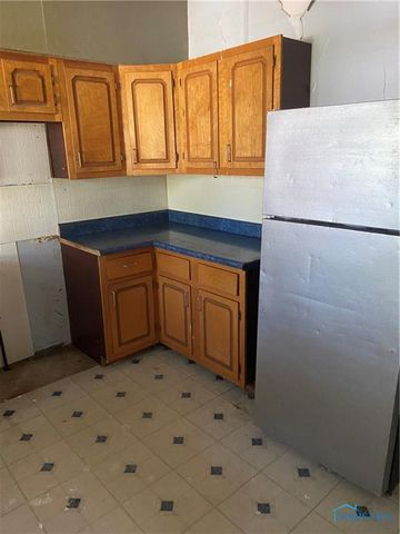 331 Dexter Street, Toledo, OH 43608