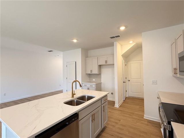 6744 Armonia Drive SW, Mableton, GA 30126