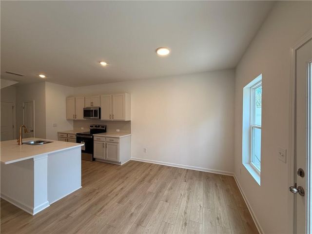 6744 Armonia Drive SW, Mableton, GA 30126