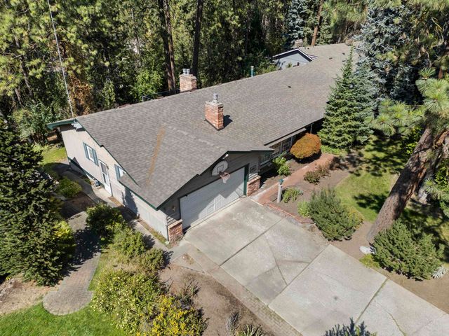 912 W Bellwood Dr, Spokane, WA 99218