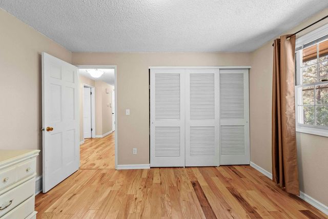 912 W Bellwood Dr, Spokane, WA 99218