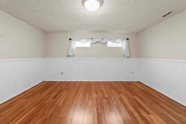 912 W Bellwood Dr, Spokane, WA 99218