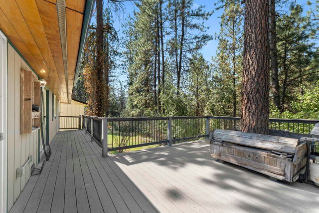 912 W Bellwood Dr, Spokane, WA 99218