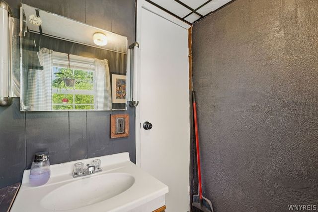 394 Plymouth Avenue, Buffalo, NY 14213