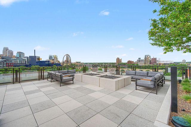 1111 W River Parkway 26B, Minneapolis, MN 55415