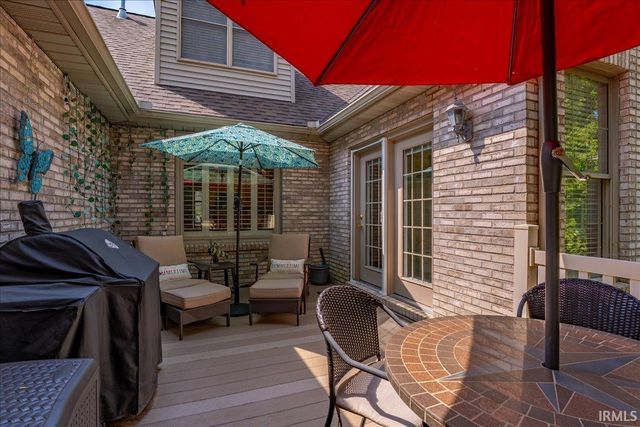 236 Knollview Drive, Evansville, IN 47711