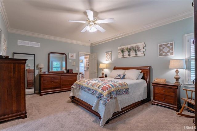 236 Knollview Drive, Evansville, IN 47711