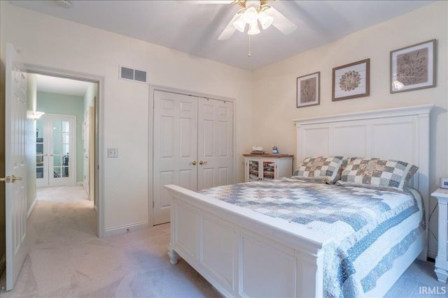 236 Knollview Drive, Evansville, IN 47711