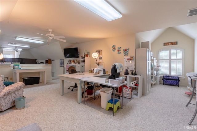 236 Knollview Drive, Evansville, IN 47711