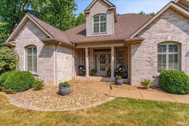 236 Knollview Drive, Evansville, IN 47711