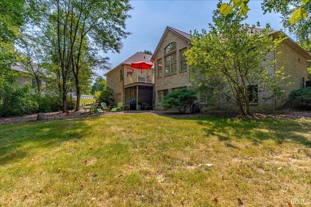 236 Knollview Drive, Evansville, IN 47711