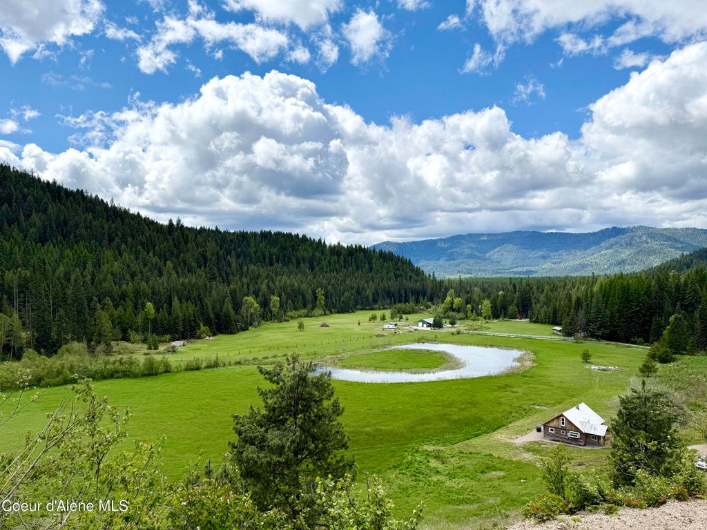 408 Quartz Crk Rd, Priest River, ID 83856