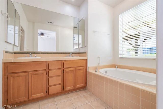 2024 Las Estrellas Ct, Camarillo, CA 93012