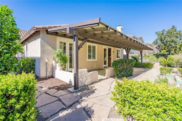 2024 Las Estrellas Ct, Camarillo, CA 93012