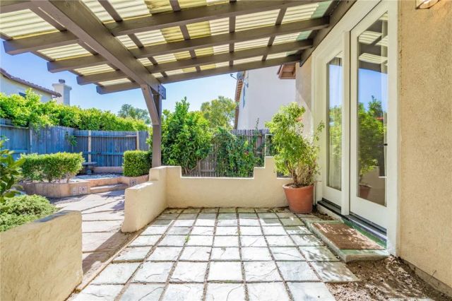 2024 Las Estrellas Ct, Camarillo, CA 93012