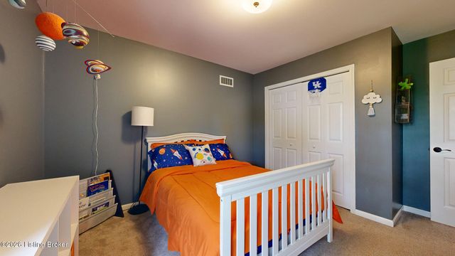 5302 Old Herring Pl, Crestwood, KY 40014