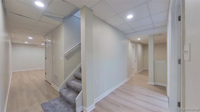 715 Lakeside Drive, Waterford, MI 48328