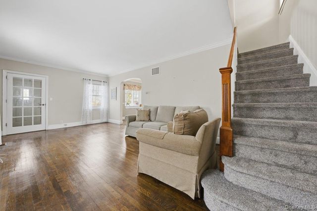 238 Kimball Terrace, Yonkers, NY 10704