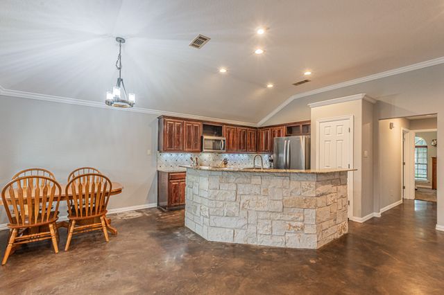 8159 Berkshire Drive, Fort Worth, TX 76137