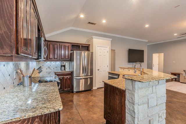 8159 Berkshire Drive, Fort Worth, TX 76137