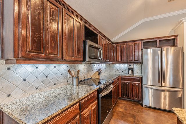 8159 Berkshire Drive, Fort Worth, TX 76137