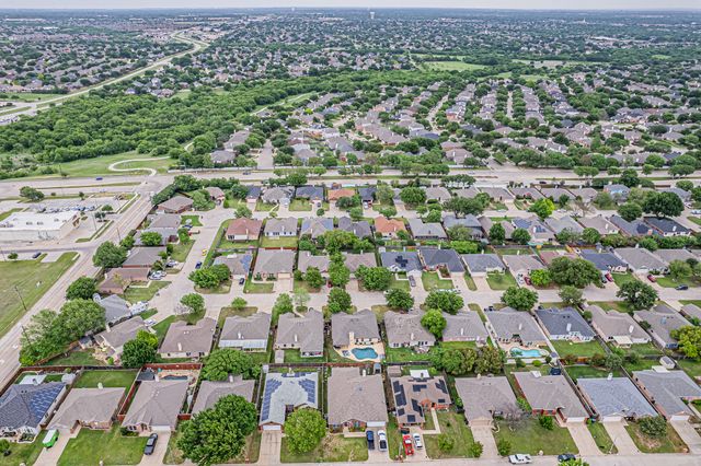 8159 Berkshire Drive, Fort Worth, TX 76137