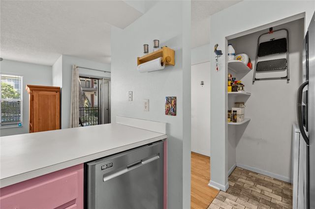 607 S WESTLAND AVENUE 1, Tampa, FL 33606