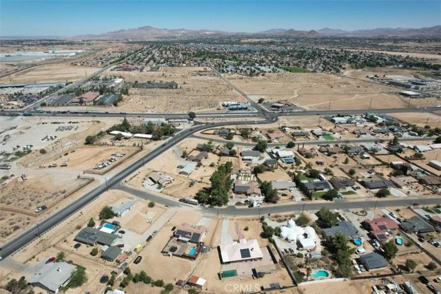 17831 Pitache Street, Hesperia, CA 92345