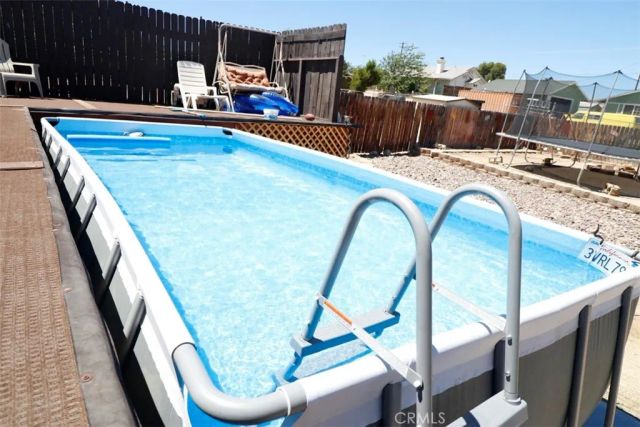 17831 Pitache Street, Hesperia, CA 92345