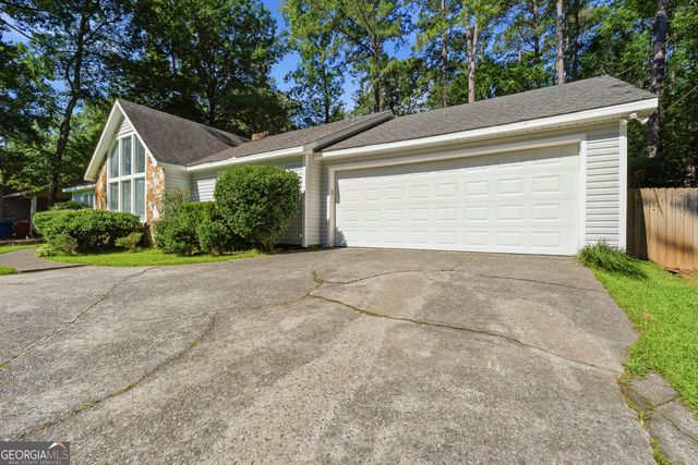 5194 Rivoli Drive, Macon, GA 31210