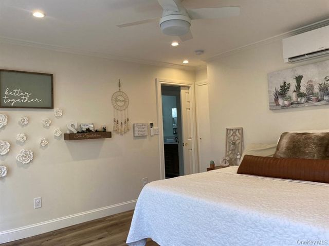 286 Beachview Street B, Copiague, NY 11726