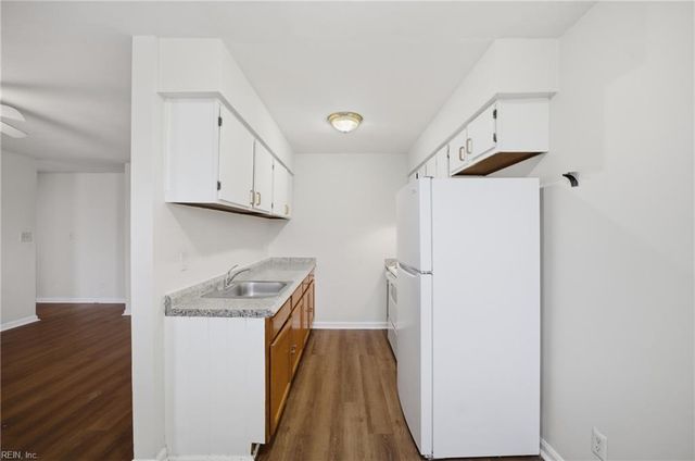 4914 E Princess Anne Rd Apt B6, Norfolk, VA 23502