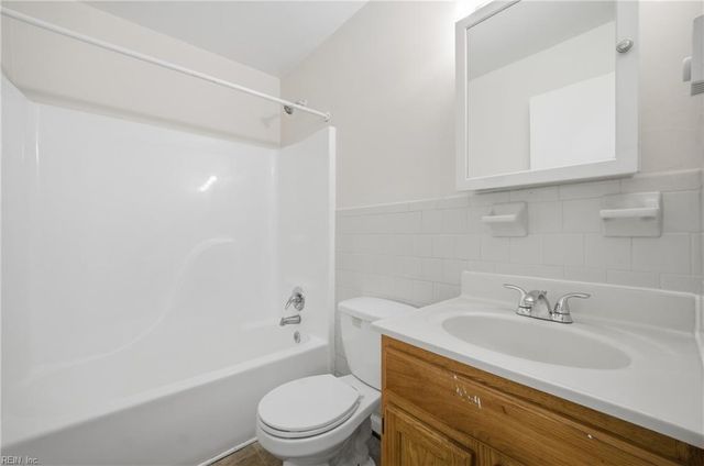 4914 E Princess Anne Rd Apt B6, Norfolk, VA 23502