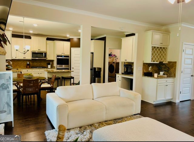 330 Darien Drive, Senoia, GA 30276