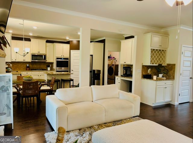 330 Darien Drive, Senoia, GA 30276