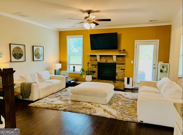 330 Darien Drive, Senoia, GA 30276