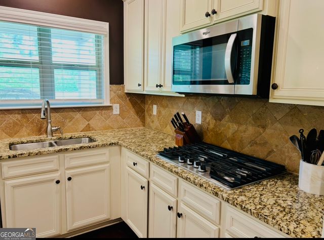 330 Darien Drive, Senoia, GA 30276