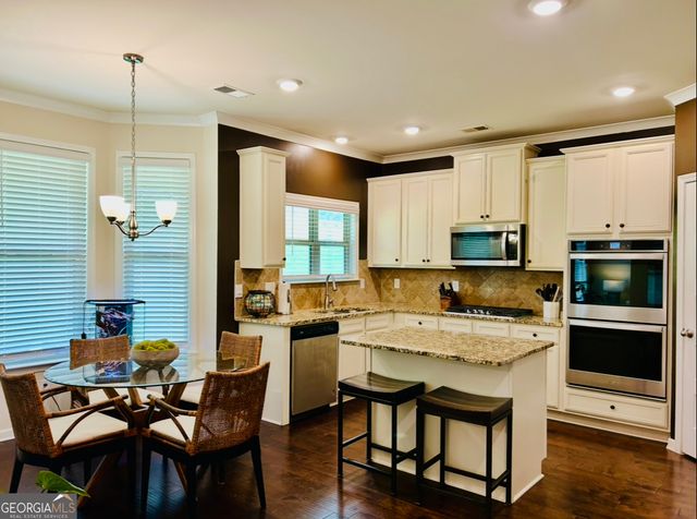 330 Darien Drive, Senoia, GA 30276