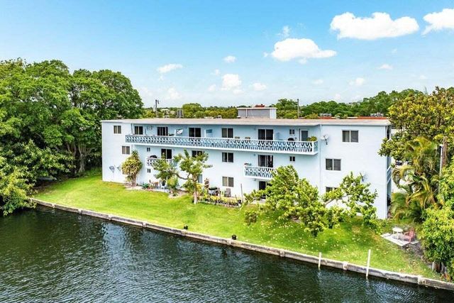 628 Southwind Circle 8, North Palm Beach, FL 33408