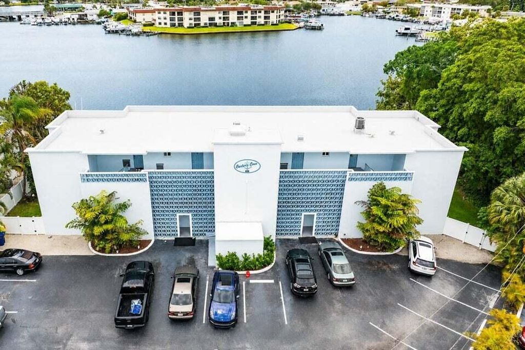 628 Southwind Circle 8, North Palm Beach, FL 33408