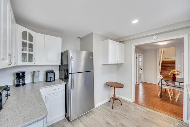 64 West Avenue, Lawrence, NY 11559