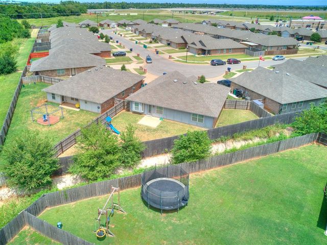 10724 SW 30th Street, Yukon, OK 73099