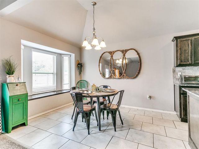 10724 SW 30th Street, Yukon, OK 73099